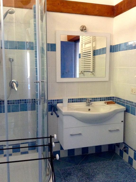 Villa "Ai Galli" Terracina Luaran gambar